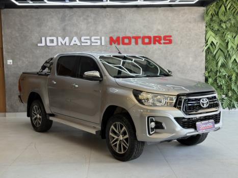 TOYOTA Hilux Caminhonete 2.8 16V SRV 4X4 DIESEL CABINE DUPLA AUTOM�TICO, Foto 3