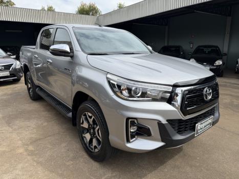 TOYOTA Hilux Caminhonete 2.8 16V SRX 50 ANOS 4X4 TURBO DIESEL CABINE DUPLA AUTOM�TICO, Foto 3