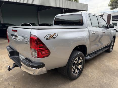 TOYOTA Hilux Caminhonete 2.8 16V SRX 50 ANOS 4X4 TURBO DIESEL CABINE DUPLA AUTOM�TICO, Foto 6
