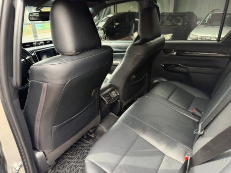 TOYOTA Hilux Caminhonete 2.8 16V SRX 50 ANOS 4X4 TURBO DIESEL CABINE DUPLA AUTOM�TICO, Foto 10