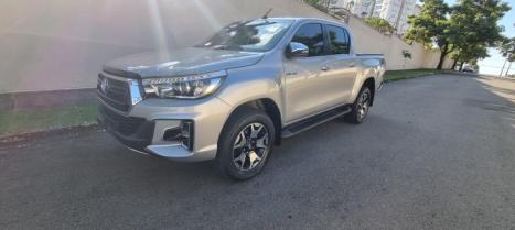 TOYOTA Hilux Caminhonete 2.8 16V SRX 50 ANOS 4X4 TURBO DIESEL CABINE DUPLA AUTOM�TICO, Foto 4