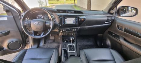 TOYOTA Hilux Caminhonete 2.8 16V SRX 50 ANOS 4X4 TURBO DIESEL CABINE DUPLA AUTOM�TICO, Foto 6