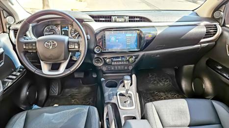 TOYOTA Hilux Caminhonete 2.8 16V SRV 4X4 DIESEL CABINE DUPLA AUTOM�TICO, Foto 8