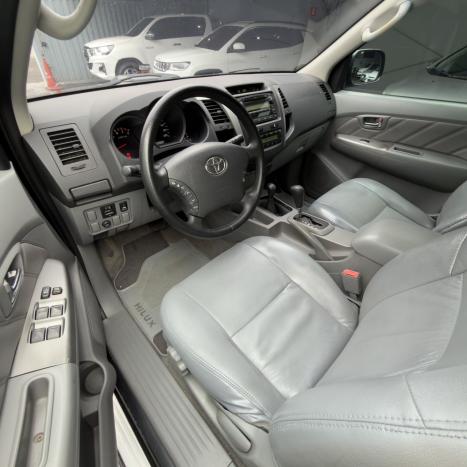 TOYOTA Hilux Caminhonete 3.0 16V 4P 4X4 SRV TURBO DIESEL CABINE DUPLA AUTOM�TICO, Foto 7