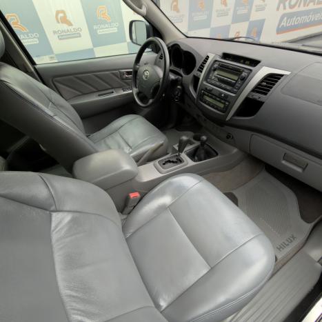TOYOTA Hilux Caminhonete 3.0 16V 4P 4X4 SRV TURBO DIESEL CABINE DUPLA AUTOM�TICO, Foto 12