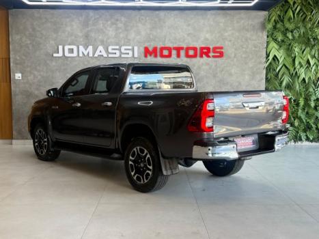 TOYOTA Hilux Caminhonete 2.8 16V SRX LIMITED 4X4 TURBO DIESEL CABINE DUPLA AUTOM�TICO, Foto 9