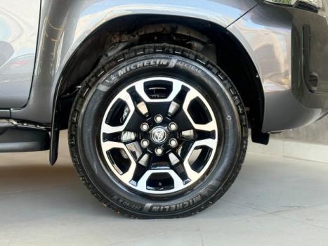 TOYOTA Hilux Caminhonete 2.8 16V SRX LIMITED 4X4 TURBO DIESEL CABINE DUPLA AUTOM�TICO, Foto 12