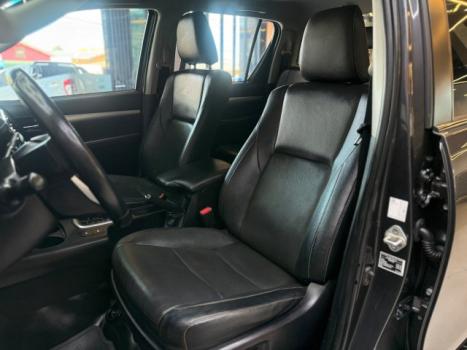 TOYOTA Hilux Caminhonete 2.8 16V SRX LIMITED 4X4 TURBO DIESEL CABINE DUPLA AUTOM�TICO, Foto 17