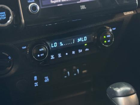 TOYOTA Hilux Caminhonete 2.8 16V SRX LIMITED 4X4 TURBO DIESEL CABINE DUPLA AUTOM�TICO, Foto 20