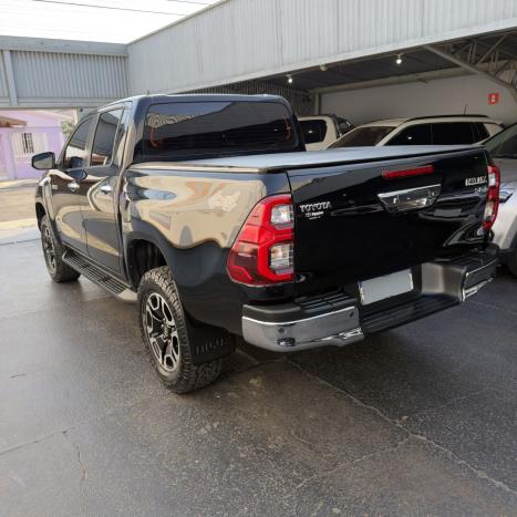 TOYOTA Hilux Caminhonete 2.8 16V SRX 4X4 TURBO DIESEL CABINE DUPLA AUTOM�TICO, Foto 6
