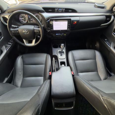 TOYOTA Hilux Caminhonete 2.8 16V SRX 4X4 TURBO DIESEL CABINE DUPLA AUTOM�TICO, Foto 8