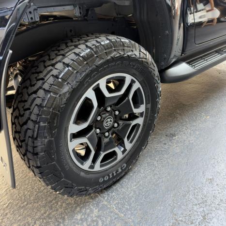 TOYOTA Hilux Caminhonete 2.8 16V SRX 4X4 TURBO DIESEL CABINE DUPLA AUTOM�TICO, Foto 11