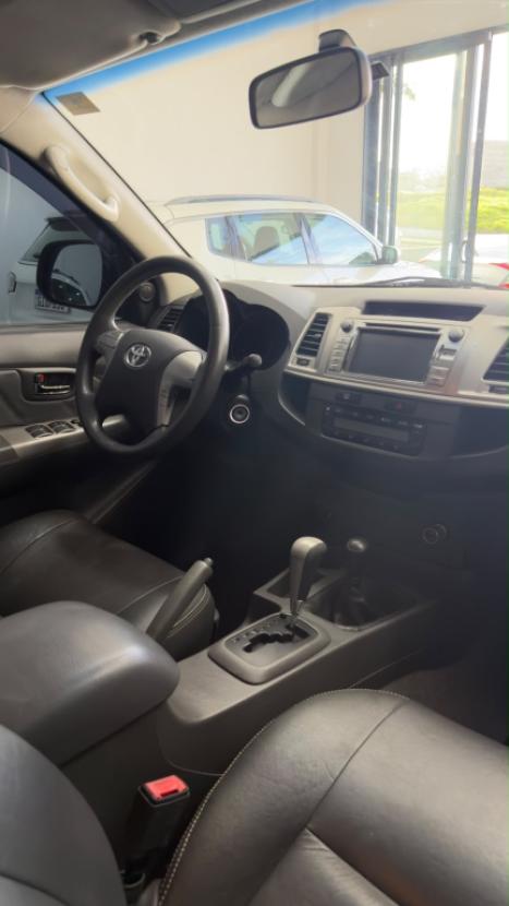 TOYOTA Hilux Caminhonete 2.7 16V 4P SRV FLEX 4X4  CABINE DUPLA AUTOM�TICO, Foto 6