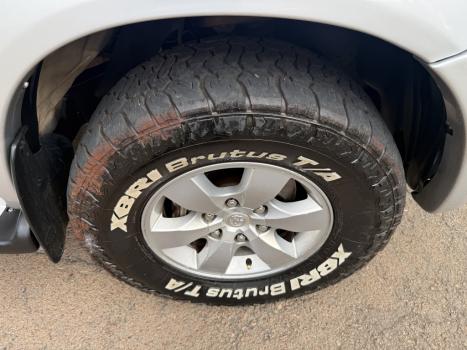 TOYOTA Hilux Caminhonete 3.0 4P 4X4 SRV TURBO DIESEL CABINE DUPLA AUTOM�TICO, Foto 12