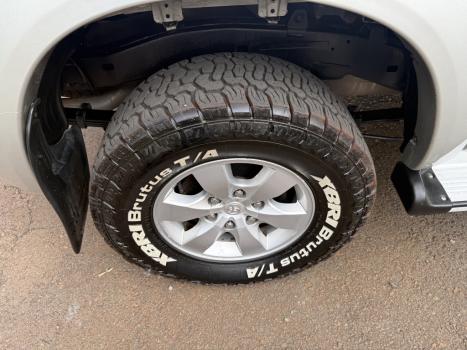 TOYOTA Hilux Caminhonete 3.0 4P 4X4 SRV TURBO DIESEL CABINE DUPLA AUTOM�TICO, Foto 14