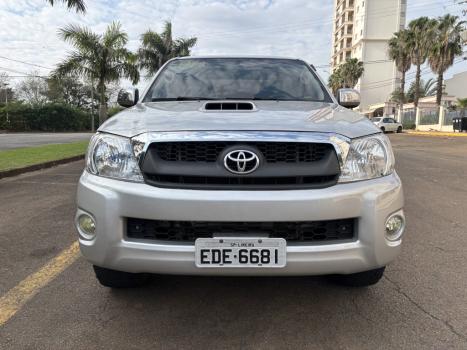 TOYOTA Hilux Caminhonete 3.0 4P 4X4 SRV TURBO DIESEL CABINE DUPLA, Foto 1
