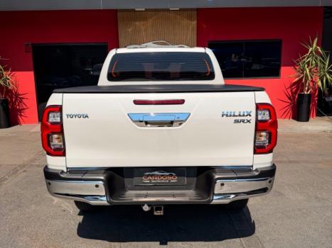 TOYOTA Hilux Caminhonete 2.8 16V SRX 4X4 DIESEL CABINE DUPLA AUTOM�TICO, Foto 8