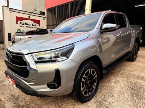 TOYOTA Hilux Caminhonete 2.8 16V SRX 4X4 TURBO DIESEL CABINE DUPLA AUTOM�TICO, Foto 2