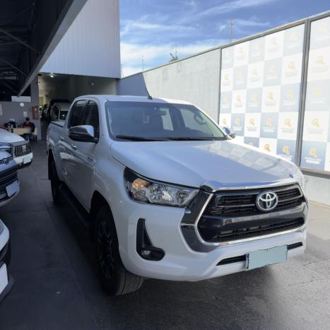 TOYOTA Hilux Caminhonete 2.8 16V SRV 4X4 DIESEL CABINE DUPLA AUTOM�TICO, Foto 3