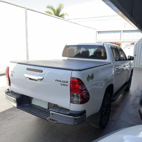 TOYOTA Hilux Caminhonete 2.8 16V SRV 4X4 DIESEL CABINE DUPLA AUTOM�TICO, Foto 4