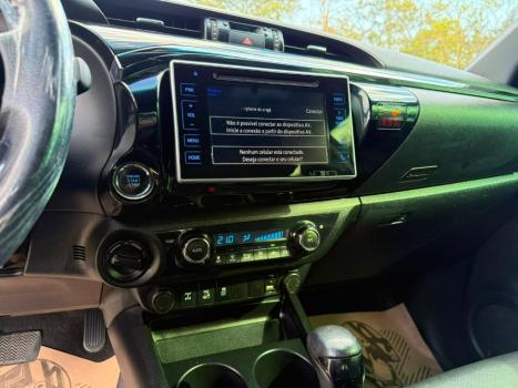 TOYOTA Hilux Caminhonete 2.8 16V SRX 4X4 TURBO DIESEL CABINE DUPLA AUTOM�TICO, Foto 6