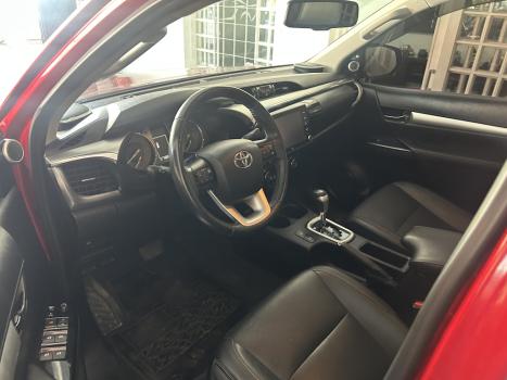 TOYOTA Hilux Caminhonete 2.8 16V SRX 4X4 TURBO DIESEL CABINE DUPLA AUTOM�TICO, Foto 2