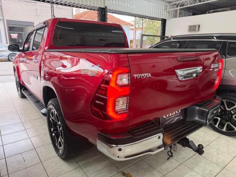 TOYOTA Hilux Caminhonete 2.8 16V SRX 4X4 TURBO DIESEL CABINE DUPLA AUTOM�TICO, Foto 3