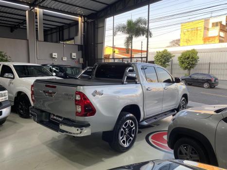 TOYOTA Hilux Caminhonete 2.8 16V SRX 4X4 TURBO DIESEL CABINE DUPLA AUTOM�TICO, Foto 5