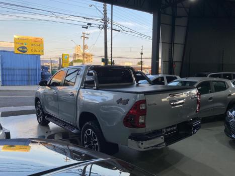TOYOTA Hilux Caminhonete 2.8 16V SRX 4X4 TURBO DIESEL CABINE DUPLA AUTOM�TICO, Foto 6