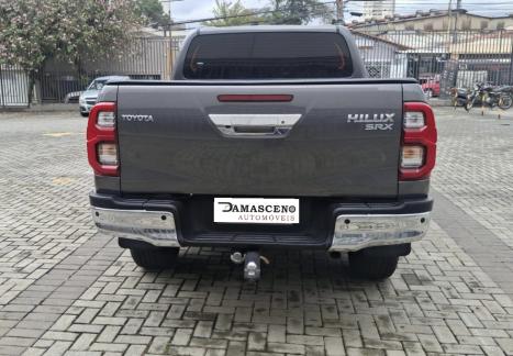 TOYOTA Hilux Caminhonete 2.8 16V SRX 4X4 TURBO DIESEL CABINE DUPLA AUTOM�TICO, Foto 2