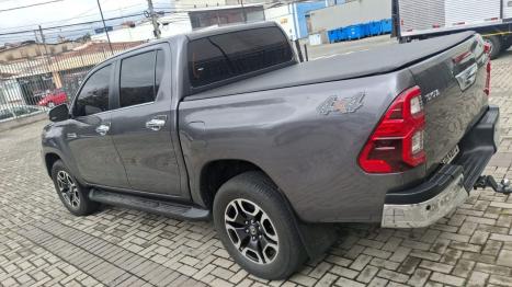 TOYOTA Hilux Caminhonete 2.8 16V SRX 4X4 TURBO DIESEL CABINE DUPLA AUTOM�TICO, Foto 5