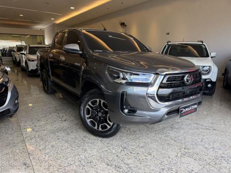 TOYOTA Hilux Caminhonete 2.8 16V SRX 4X4 TURBO DIESEL CABINE DUPLA AUTOMÁTICO, Foto 1
