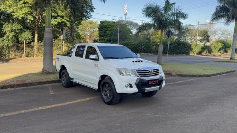 TOYOTA Hilux Caminhonete 3.0 4P 4X4 SRV TURBO DIESEL CABINE DUPLA LIMITED EDITION AUTOM�TICO, Foto 2
