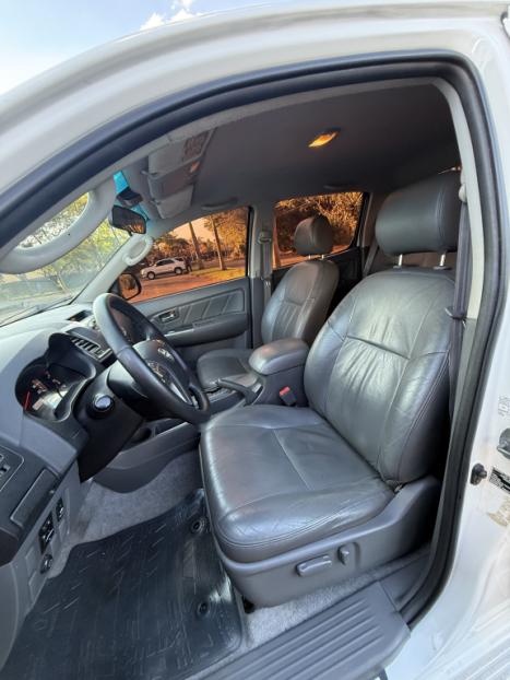 TOYOTA Hilux Caminhonete 3.0 4P 4X4 SRV TURBO DIESEL CABINE DUPLA LIMITED EDITION AUTOM�TICO, Foto 11