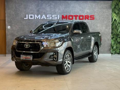 TOYOTA Hilux Caminhonete 2.8 16V SRV 4X4 DIESEL CABINE DUPLA AUTOM�TICO, Foto 1