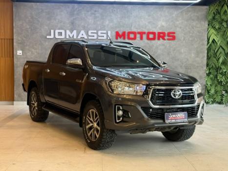 TOYOTA Hilux Caminhonete 2.8 16V SRV 4X4 DIESEL CABINE DUPLA AUTOM�TICO, Foto 3