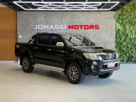 TOYOTA Hilux Caminhonete 3.0 4P 4X4 SRV TURBO DIESEL CABINE DUPLA, Foto 3