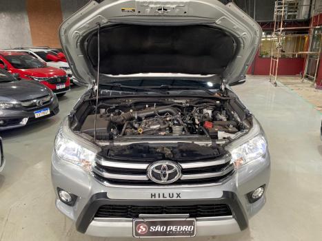 TOYOTA Hilux Caminhonete 2.7 16V 4P SRV FLEX 4X4  CABINE DUPLA AUTOMÁTICO, Foto 4