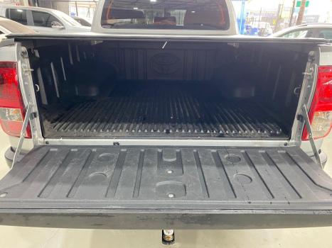 TOYOTA Hilux Caminhonete 2.7 16V 4P SRV FLEX 4X4  CABINE DUPLA AUTOMÁTICO, Foto 5