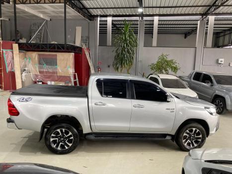 TOYOTA Hilux Caminhonete 2.7 16V 4P SRV FLEX 4X4  CABINE DUPLA AUTOMÁTICO, Foto 7