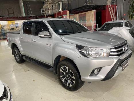 TOYOTA Hilux Caminhonete 2.7 16V 4P SRV FLEX 4X4  CABINE DUPLA AUTOMÁTICO, Foto 8