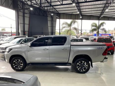 TOYOTA Hilux Caminhonete 2.7 16V 4P SRV FLEX 4X4  CABINE DUPLA AUTOMÁTICO, Foto 15