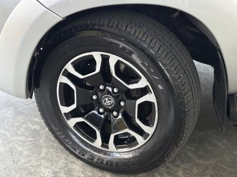 TOYOTA Hilux Caminhonete 2.7 16V 4P SRV FLEX 4X4  CABINE DUPLA AUTOMÁTICO, Foto 4