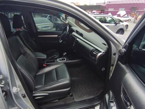 TOYOTA Hilux Caminhonete 2.8 16V SRV 4X4 DIESEL CABINE DUPLA AUTOMÁTICO, Foto 6