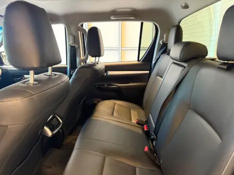 TOYOTA Hilux Caminhonete 2.8 16V SRX 4X4 TURBO DIESEL CABINE DUPLA AUTOMÁTICO, Foto 11