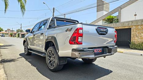TOYOTA Hilux Caminhonete 2.8 16V SRX CONQUEST 4X4 TURBO DIESEL CABINE DUPLA AUTOMÁTICO, Foto 5