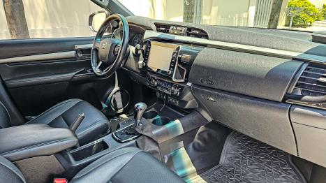 TOYOTA Hilux Caminhonete 2.8 16V SRX CONQUEST 4X4 TURBO DIESEL CABINE DUPLA AUTOMÁTICO, Foto 9