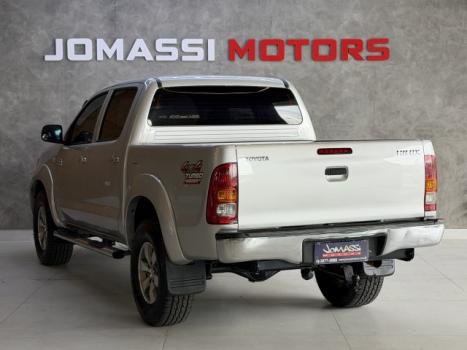 TOYOTA Hilux Caminhonete 3.0 4P 4X4 SRV TURBO DIESEL CABINE DUPLA, Foto 8