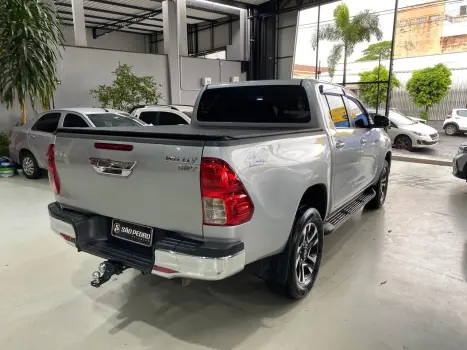 TOYOTA Hilux Caminhonete 2.7 16V 4P SRV FLEX CABINE DUPLA AUTOMÁTICO, Foto 5