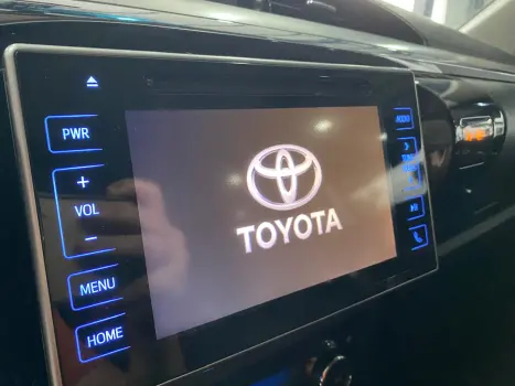 TOYOTA Hilux Caminhonete 2.7 16V 4P SRV FLEX CABINE DUPLA AUTOMÁTICO, Foto 10